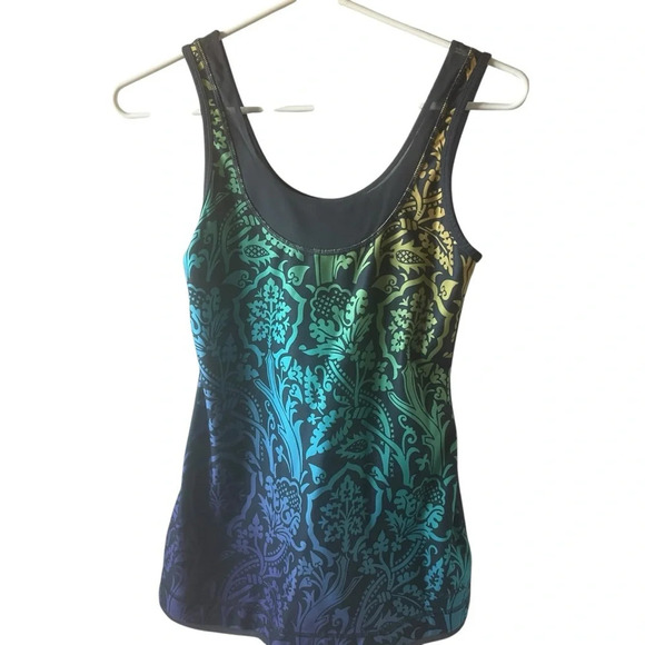 Reebok Rainbow Ombre Graphic Tank Size Small - Picture 1 of 5